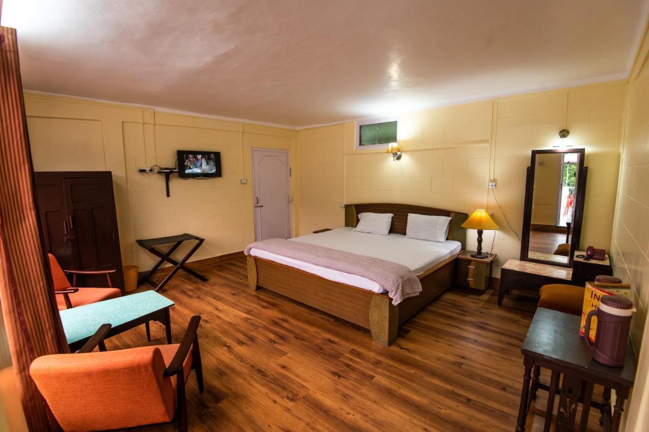 India Hotel - Lake View - Mall Road Nainital Bagian luar foto