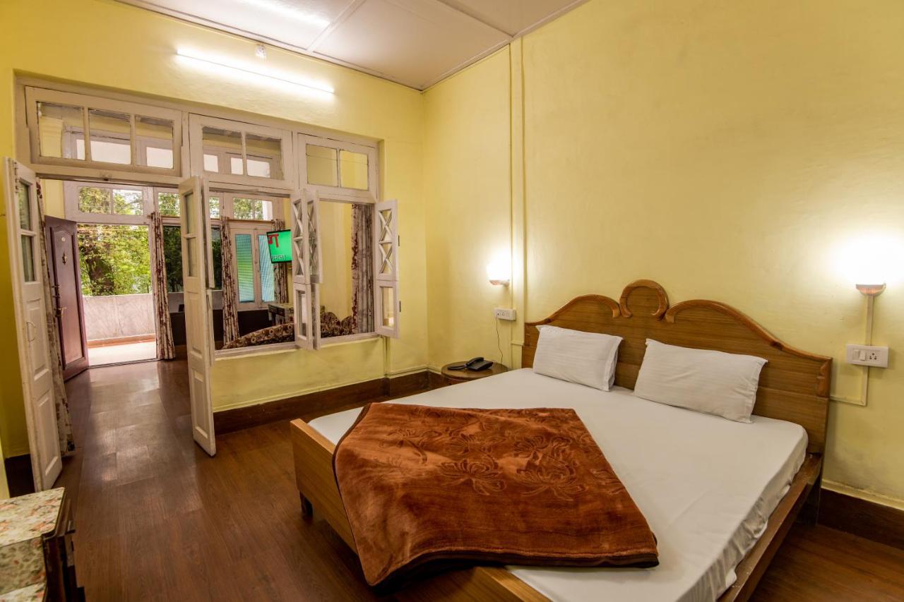 India Hotel - Lake View - Mall Road Nainital Bagian luar foto